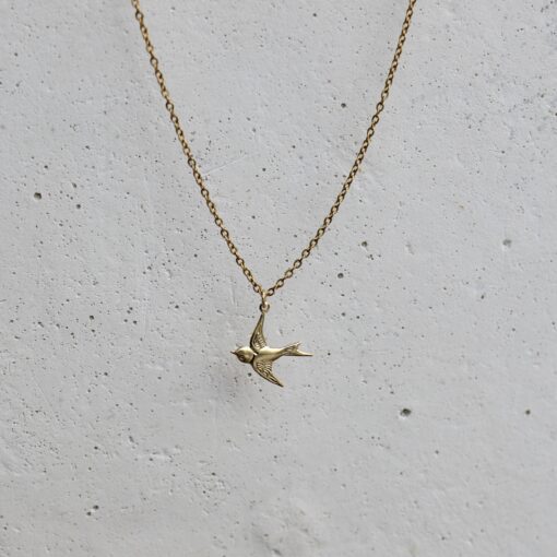 Handgemaakte Ketting met Zwaluw Bedel – 14k Goldfilled – Symbolisch & Tijdloos - Afbeelding 2